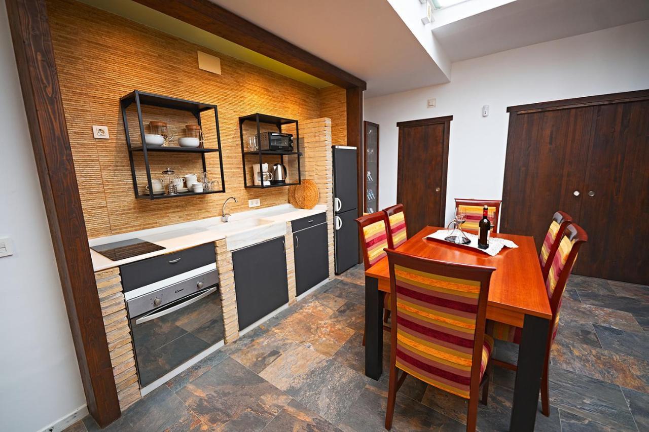 Apartamentos Infantes 28 Ronda Zewnętrze zdjęcie